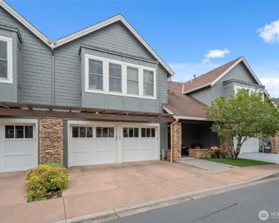 3 Bedroom 3BA 3056 ft Condominium For Sale in CAMAS, WA