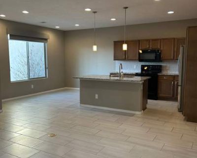 3 Bedroom 2.5BA 1538 ft Apartment For Rent in Santa Fe, NM