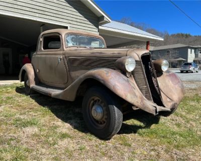 1935 Studebaker Commander