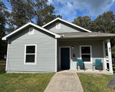 47 County Road 6502 E. Welcome to 47 County Road 6502 in Dayton, TX - a charming lease opportunity offering the perfect blend of comfort and country living. This spacious home features an open layout with modern finishes, ample natural light, and plenty of room to relax or entertain. Enjoy the peaceful surroundings and large lot, providing privacy and space for outdoor activities. Conveniently ...