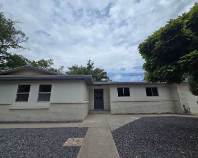 House for Rent Available NOW 2115 Perry SE. image_url. Pet friendly Parking Recently renovated Stainless steel Unit Amenities recently renovated stainless steel Property Amenities parking cats allowed dogs allowed. Pets allowed. 5 Bedroom. 3 Bathroom. 3000 ft