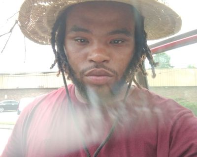 I'm very nice and welcoming I do smoke in 420 friendly.i like pets.i work in a warehouse and a moving company and I also run my own detailing company.