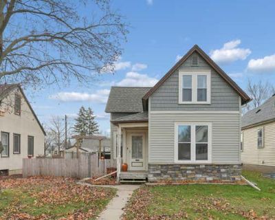 3 Bedroom 1BA 1112 ft Single Family Home For Sale in SAINT PAUL, MN