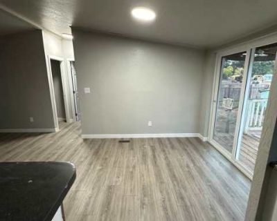 3 Bedroom 2BA 1224 ft Pet-Friendly Apartment For Rent in Sweet Home, OR