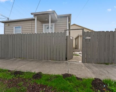 2 Bedroom 1BA 696 ft Single Family Home For Sale in Richmond, CA