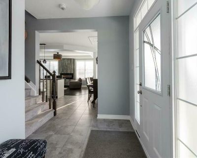 1 Bedroom 900 ft Apartment For Rent in Stittsville, Ontario