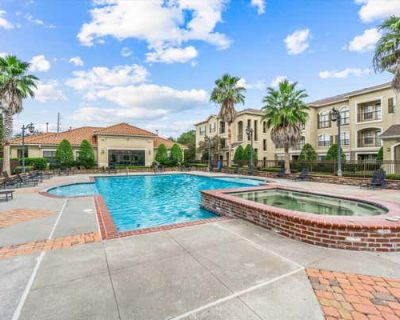 1 Bedroom 1BA 988 ft Single Family Home For Sale in BATON ROUGE, LA