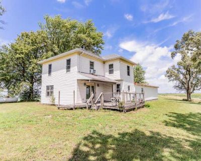 3 Bedroom 2BA 2024 ft Single Family Home For Sale in EMERSON, IA