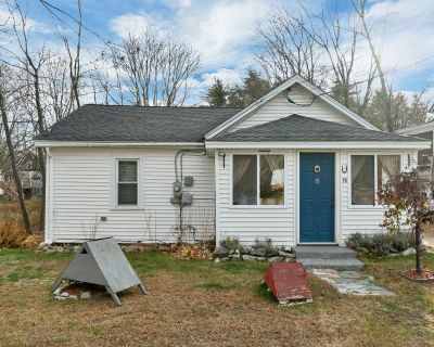 2 Bedroom 1BA 750 ft Single Family House For Sale in Ossipee, NH