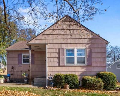 3 Bedroom 1BA 976 ft Single Family Home For Sale in FARIBAULT, MN