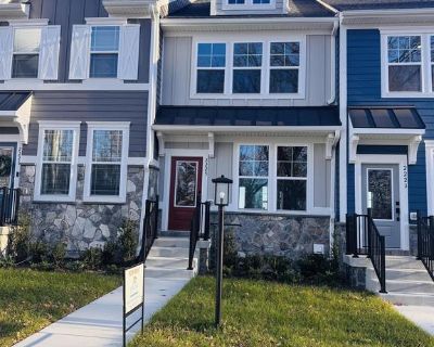 3 Bedroom 3BA 1636 ft Apartment For Rent in Charlottesville, VA