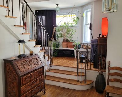 Furnished Room for Rent - Beautiful Spacious Home-great roommates