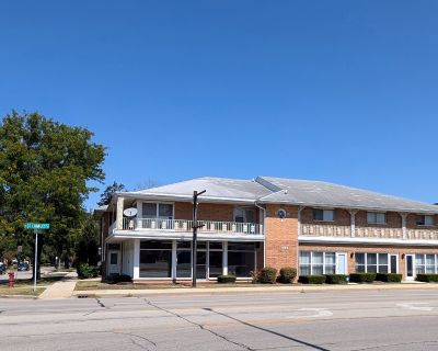 1800 ft Commercial Property For Rent in Villa Park, IL