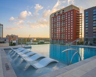 2 Bedroom 2BA Pet-Friendly Apartment For Rent in Austin, TX