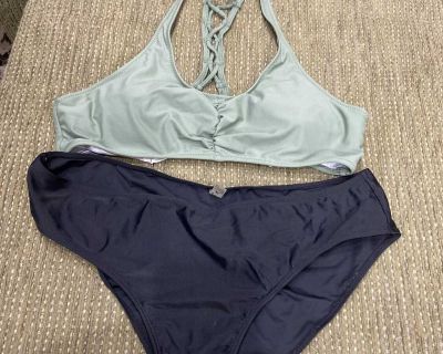 NWOT shein green and black bikini set