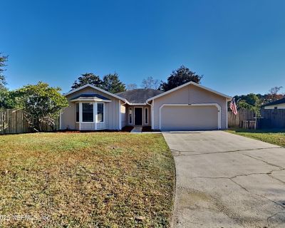 3 Bedroom 2BA 1581 ft Apartment For Rent in Jacksonville, FL