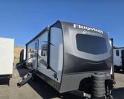 2025 Forest River Flagstaff Classic Travel Trailer 826KBS