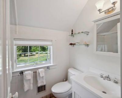 4 Bedroom 4BA 3000 ft Apartment For Rent in Sagaponack, NY