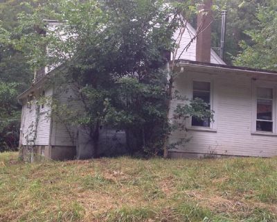 3 bedrooms on four acres for sale
