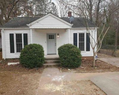2 Bedroom 1BA Furnished House For Rent in Easley, SC