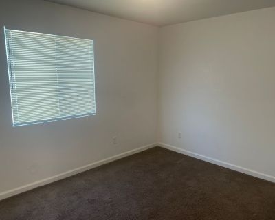 3 Bedroom 2BA Apartment For Rent in Bakersfield, CA