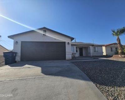 4 Bedroom 3BA 1521 ft Single Family House For Sale in Lake Havasu City, AZ