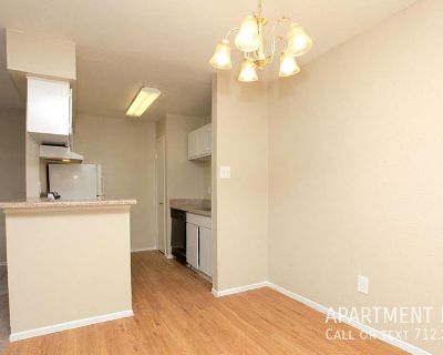 2 Bedroom 1BA 846 ft Apartment For Rent in Richwood, TX