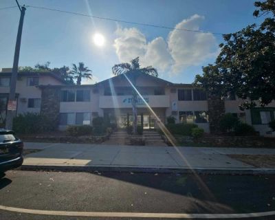 1 Bedroom 1BA Pet-Friendly Condo For Rent in Burbank, CA