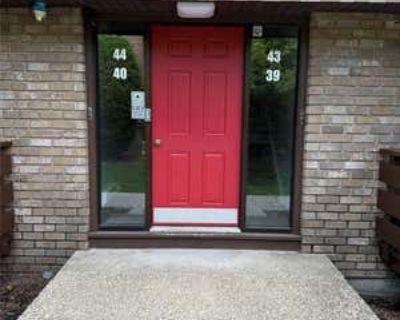 2 Bedroom 2BA 1134 ft Pet-Friendly Condominium For Sale in NANUET, NY