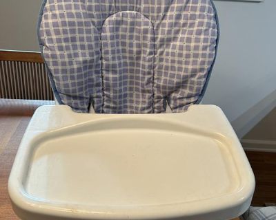 $15. Portable High Chair/Booster Seat