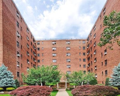 2 Bedroom 1BA Single Family House For Rent in Hackensack, NJ