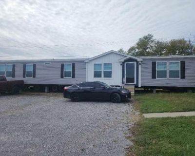 4 Bedroom 2BA 2128 ft Mobile Home For Rent in Richmond, KY
