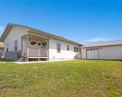 4 Bedroom 2BA 1238 ft Single Family House For Sale in Butte, MT