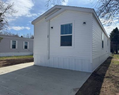 3 Bedroom 2BA 1170 ft Mobile Home For Rent in Osceola, IN