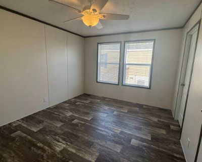 3 Bedroom 2BA 0 ft Mobile Home For Rent in Muncie, IN