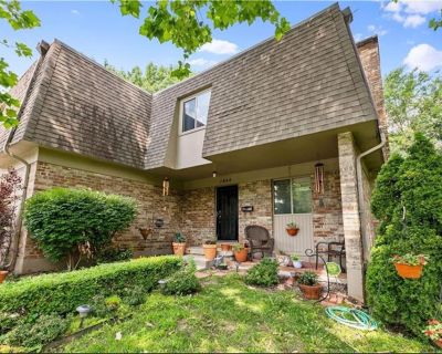 3 Bedroom 2BA 1620 ft Townhouse For Sale in Kansas City, MO