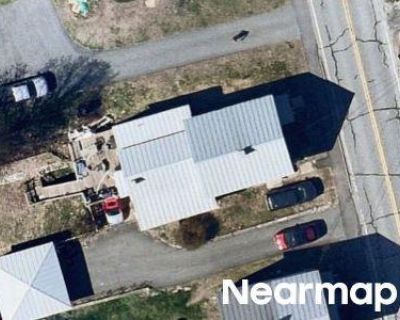 4 Bed 1.0 Bath Preforeclosure Property in Claremont, NH 03743 - Hanover St