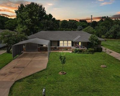 3 Bedroom 2BA 1599 ft Single Family Home For Sale in EL DORADO, KS