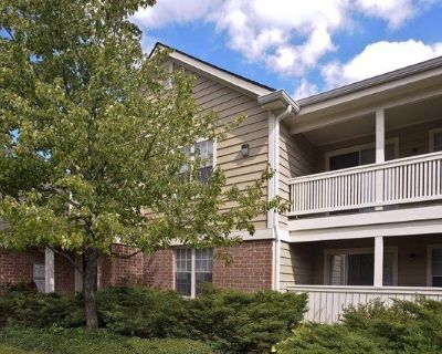 1630 Lincoln Meadows Cir Apt 1114. AMAZING RESORT STYLE COMPLEX!! Renovated and Beautiful 1st Floor, 2 Bedroom/2 Bathroom Apartment with One Car Attached Garage Space, Vaulted Ceiling, Patio, Hard Surface Flooring, and In-Unit Washer and Dryer! Community Amenities include: Resort style swimming pools, outdoor BBQ's, tennis courts, volleyball courts, theater, state-of-the-art gym, lounge/cafe wi...