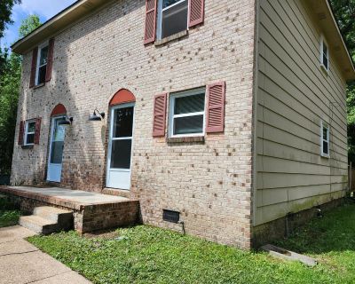 2 Bedroom 1.5BA 1024 ft Apartment For Rent in Hixson, TN