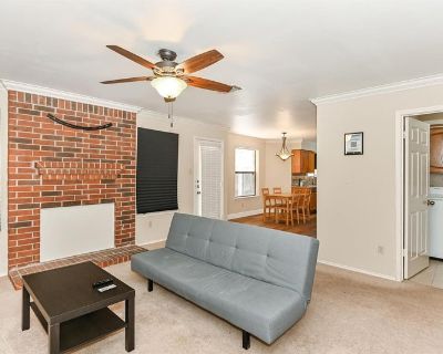 Deposit: $495.00 * Utilities included?: No * Fees apply?: No. References are not required. Non-smoking. Furnishings: Unfurnished * Disabled access: * Living room: shared. Availability Available Now Minimum term 3 months Maximum term None. Get 2 months free! Apply Now! We're looking for someone to join our laid-back home! We have a comfortable space available for immediate move-in within our fur...