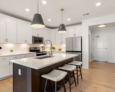 1 Bedroom 1BA 972 ft Condo For Sale in Westborough, MA