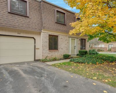 3 Bedroom 1BA Condo For Sale in Painesville, OH