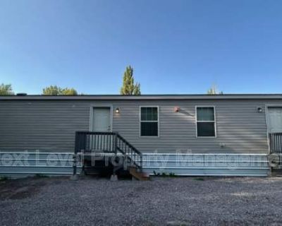3 Bedroom 3BA 1100 ft Pet-Friendly Apartment For Rent in Evergreen, MT