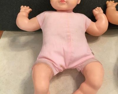 VINTAGE PLAYMATE TOYS INC. BABY DOLL