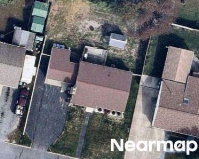 3 Bed 1.0 Bath Foreclosure Property in Woonsocket, RI 02895 - Marshall Rd