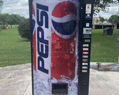 Dixie Narco Electrical Soda Pop Cold Drink Vending Machine For Sale in Texas!