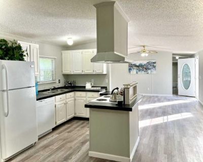 3 Bedroom 2BA 1280 ft Mobile Home For Rent in Florence, KY