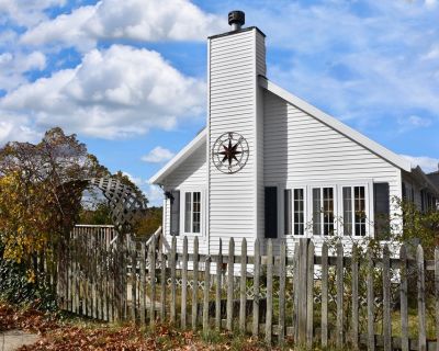 2 Bedroom 1BA 992 ft Apartment For Rent in Wareham, MA