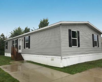 4121 Currant Ln Lot 148. Great 1,568 sq. ft., 4 bedroom, 2 bath home. Comes with a refrigerator, stove, washer/dryer hookups, central air, walk-in closet, garden tub, open floor plan and more. Call today for more information!. 4 Bedroom. 2 Bathroom. 1568 ft